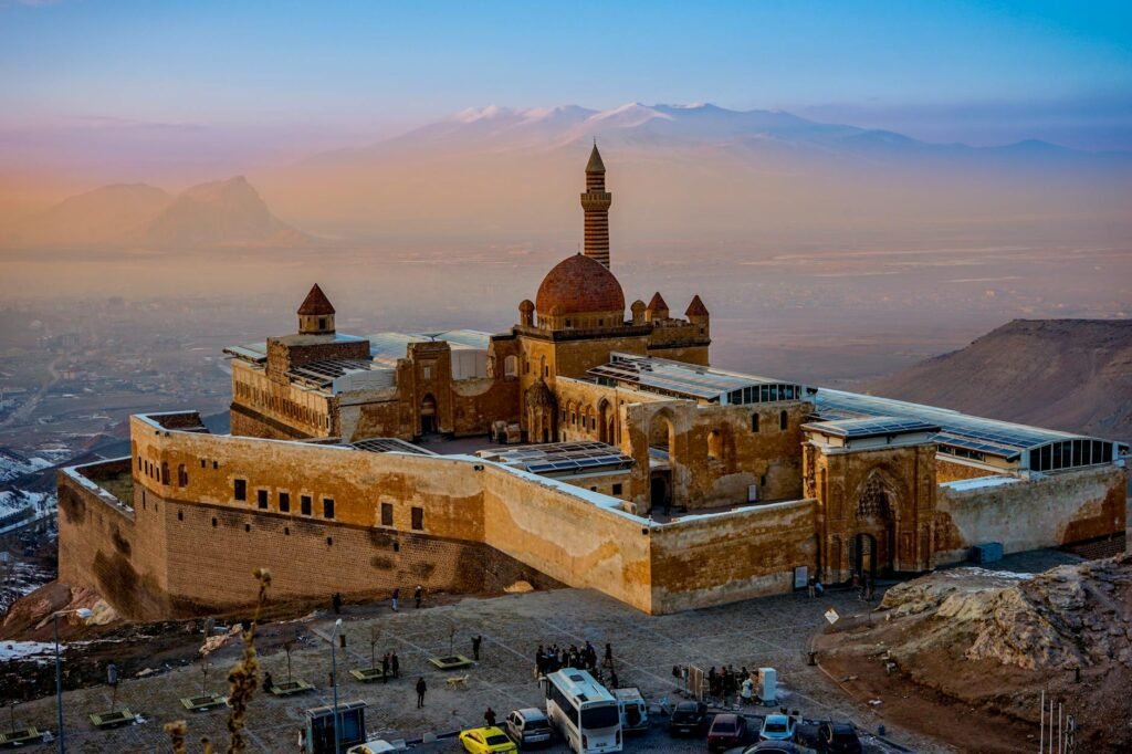 ishak pasha palace in armenia